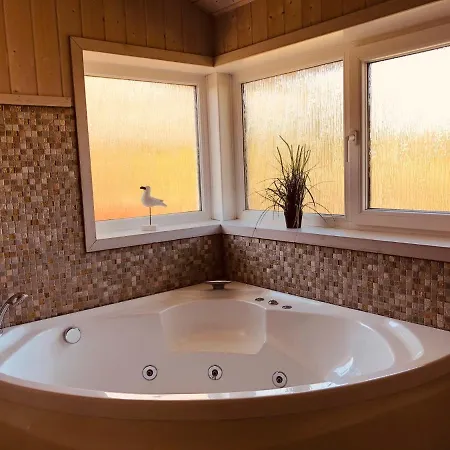 Strandhus - Haus 37 Feriehus
