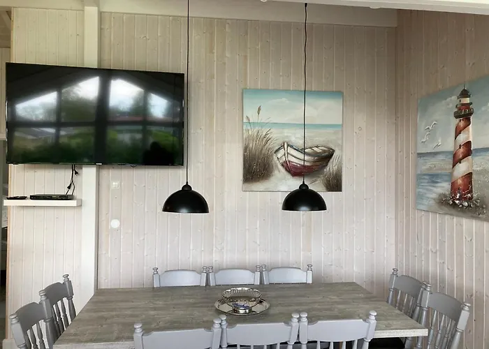 펜션 Strandhus - Haus 37 그로미츠